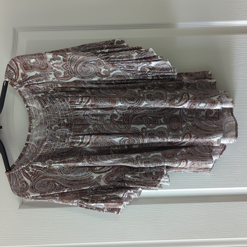 Ladies Dolman Batwing Sleeve Paisley Top - Medium
